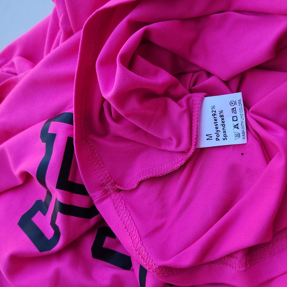 New Pink 2 Pieces Set. Tshirt And Shorts, Medium Size - Picture 7 of 11